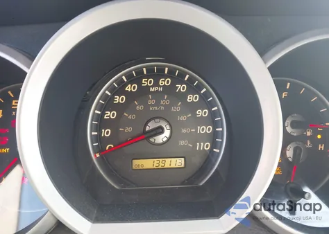 2006 Toyota 4Runner Limited V8 z USA, uszkodzony, nr VIN JTEBT17R768030595